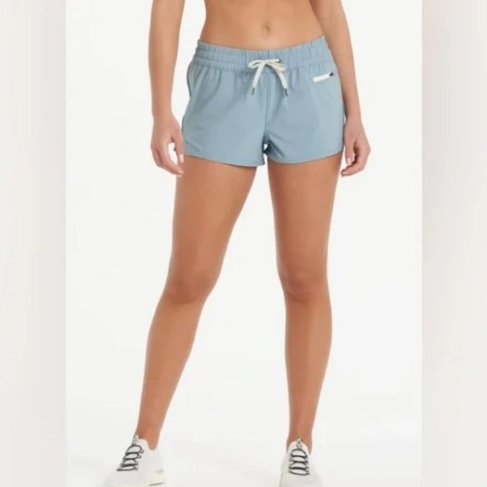Vuori Women’s Clementine Short, Shade, Medium, 2.5" inseam